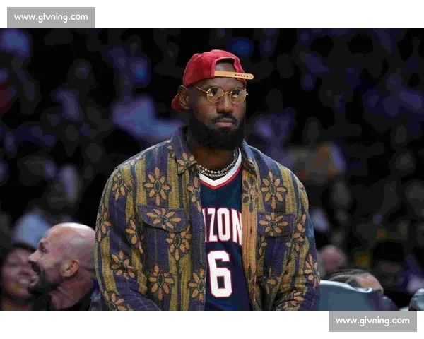 以詹姆斯为核心探讨球队战术变化与赛季表现分析